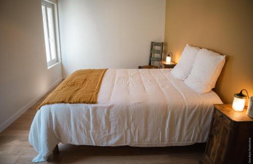 Hostens House | Discover Entre Chênes et Pins - Family-Friendly Gîte