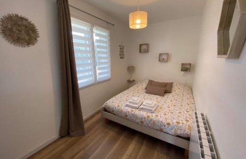 Equihen-Plage House | Oceanfront Retreat: Entre ciel et mer with Beach Access