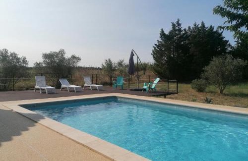 Jonquieres-Saint-Vincent Villa | Discover Entre Provence et Camargue: Family-Friendly Retreat