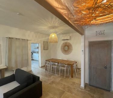 Cavaillon House | Relaxing Retreat Between Alpilles and Luberon for Families