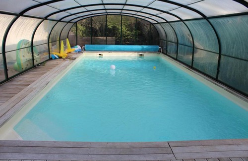 Frasnes-Lez-Anvaing Cabin | Oceanfront Getaway at Entre mare et chêne - 9.3 Rated