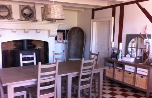 Saint-Julien-en-Born House | Discover Entre Mer et Pins: Breakfast Included & High Ratings