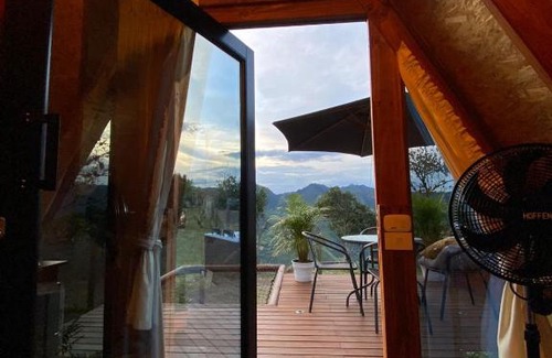 Anolaima Ski Chalet | Mountain Retreat: Entre Montañas Anolaima with Hot Tub