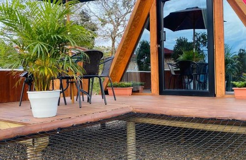 Anolaima Ski Chalet | Mountain Retreat: Entre Montañas Anolaima with Hot Tub