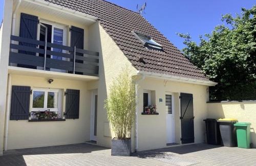 Buire-le-Sec House | Family-Friendly Stay at Entre Terre et Mer - Rated 10/10