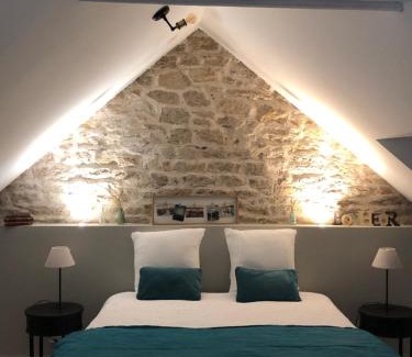 Ploemeur Bed & Breakfast | Oceanfront Haven: Entre terre et mer with Stunning Views