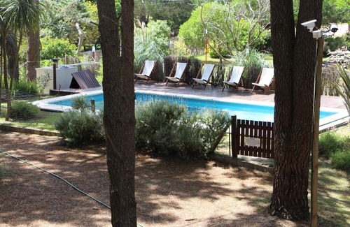 Mar Azul Apartment | Relax at Entrepinos Apart: Poolside Family Getaway