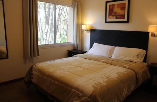 Mar Azul Apartment | Relax at Entrepinos Apart: Poolside Family Getaway