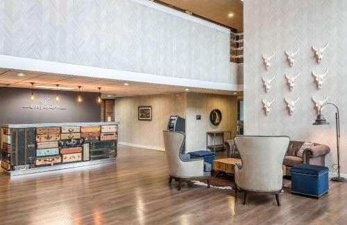 South St. Paul Hotel | Relax at enVision Hotel Saint Paul South with Great Amenities