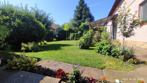 Gyula Apartment | Top-Rated ENZO Apartman Gyula with Family-Friendly Amenities