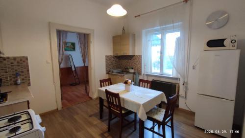 Gyula Apartment | Top-Rated ENZO Apartman Gyula with Family-Friendly Amenities