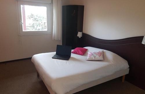 Quimperle Hotel | Discover Enzo Hotels Quimperle: Family-Friendly & Pet Welcoming