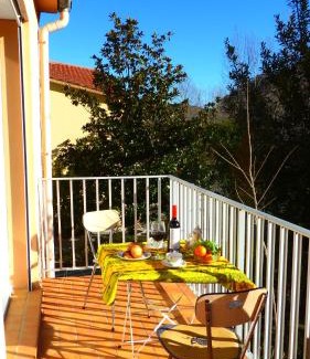 Amelie-les-Bains-Palalda Villa | Discover Eole: Pet-Friendly Oasis with Private Beach Access