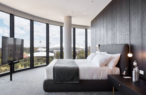 Adelaide Central Business District Hotel | Elegant Eos by SkyCity: Eco-Friendly 5-Star Retreat