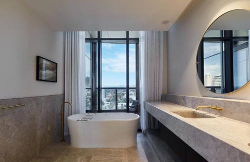 Adelaide Central Business District Hotel | Elegant Eos by SkyCity: Eco-Friendly 5-Star Retreat