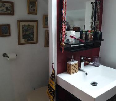 Combourg House | Child-Friendly Eoz an Avel - Guest Rated 10/10