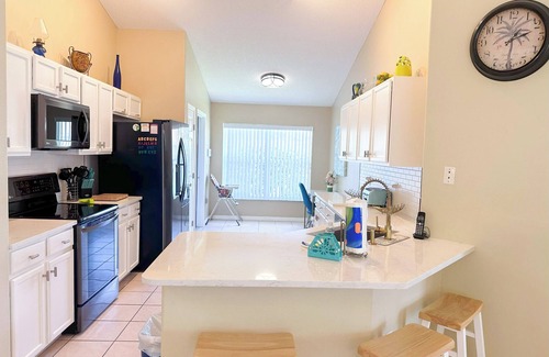 Eagle Pointe South Villa | Private Pool Home Near Disney with Spa and Breakfast