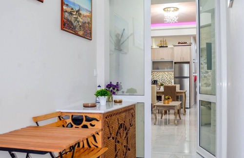 Agia Galini House | Discover Epaminontas Captain Home: Family-Friendly Stay