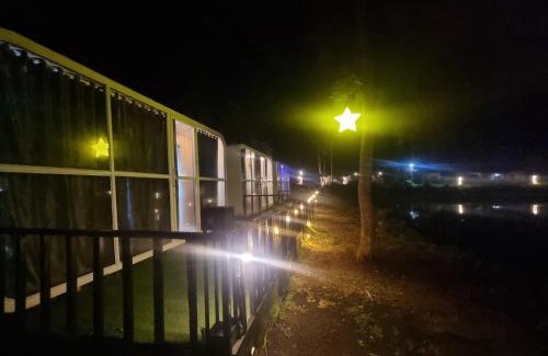 Kejajar Villa | Epel Bintang tepi danau