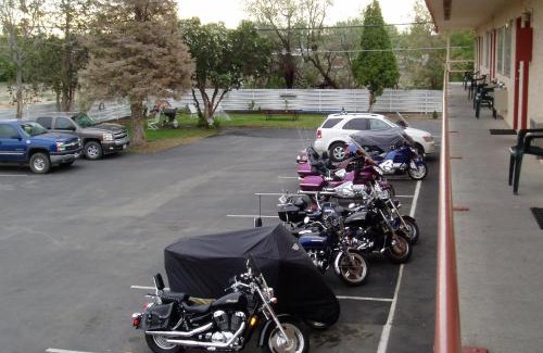 Ephrata Hotel | Family-Friendly Stay at Ephrata Inn Motel with Great Amenities