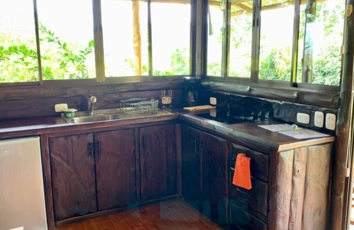 San Miguel Cabin | Unforgettable Epic Adventure Lodge with Spa & Pool Access