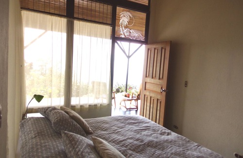 San Ramon House | Unforgettable Ocean Views and Spa Retreats Await You