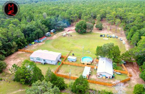 Brooksville House | Unforgettable Outdoor Adventures for Your Group of 34