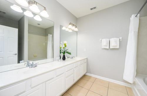 Florida Central Atlantic Coast Apartment | Epic Universe New Listing Beautiful Townhome, Vista Cay 4019