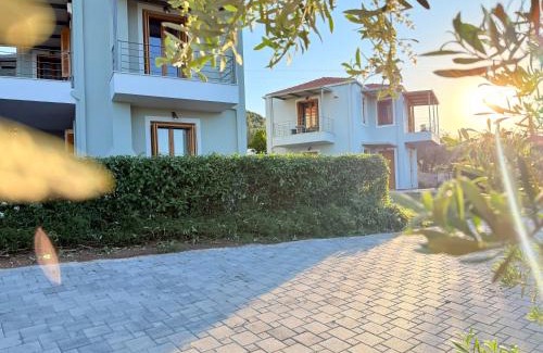 Melissopetra Villa | Elevate Your Stay at Epidavros View - 4-Star Family Retreat