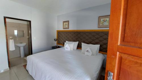 Omusati House | Pet-Friendly Escape at Epikaizo Guest House Awaits You