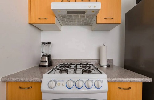 Cuauhtemoc Apartment | Cozy One Bedroom Apartment - Pet Friendly & Breakfast Included