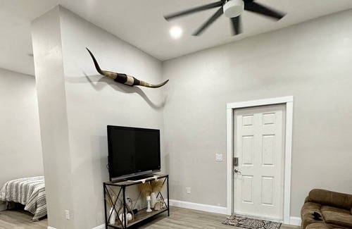 Alva Apartment | Equestrian setting barndominium in Alva