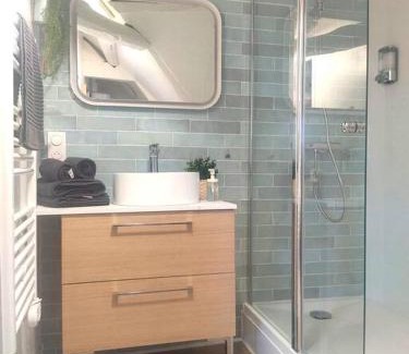 Venette Apartment | Convenient Equidia Compiègne: Free Parking & Wifi Included