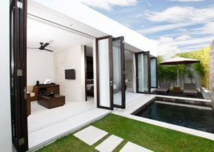 Laksmana Villa | Experience eqUILIBRIA Seminyak: 5-Star Oasis with Spa