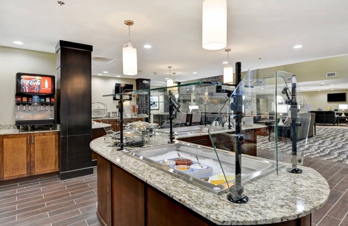 Mount Juliet Apartment | Equipped Queen Studio with Free Breakfast & Fitness Access