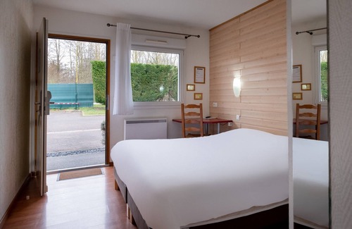 Marolles Hotel | Discover Eqynox Hôtel: Family-Friendly with Breakfast Included