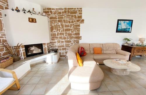 Plouharnel House | Relax at Er Blehua: Family-Friendly Villa in Plouharnel