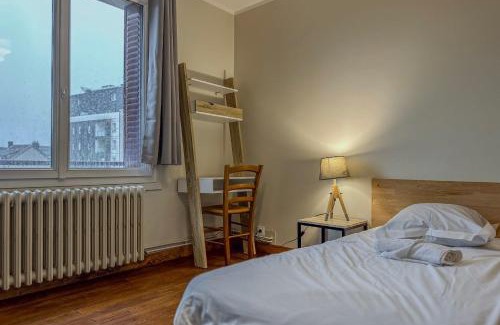 Quartier Capuche-Allies Apartment | Bright and Cozy T4 with Scenic Views - Pet Friendly Stay