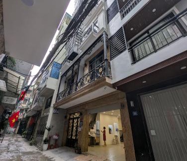 Nghia Đo Apartment | Cozy Era Apartment Nguyễn Khánh Toàn - Rated 9.1/10, Family-Friendly