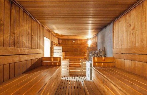 Bolshoye Isakovo Hotel | Relax at Era Spa Hotel Complex with Pool and Hot Tub