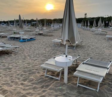 Eraclea Mare Hotel | Eraclea Palace Hotel: Pet-Friendly Retreat with Ocean Views