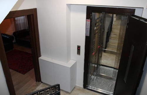 Kabatas Apartment | Guest Rated eRaSuites1 Taksim - Family-Friendly Retreat