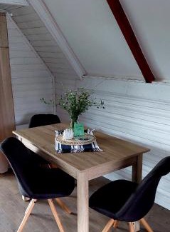 Sukoro House | Discover Erdőalján Házikó: Family-Friendly Retreat