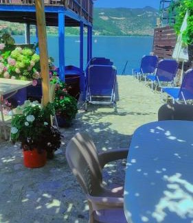 Lin Bed & Breakfast | Top-Rated ERDA LAKESIDE Guesthouse with Oceanfront Views