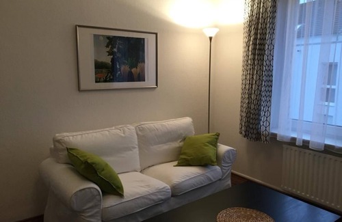 Neheim Apartment | Family-Friendly Stay at Erdgeschoss 38 - Gästehaus Müller