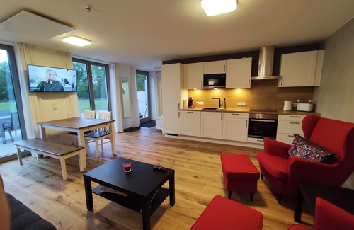 Wiesentheid Apartment | Exceptional Erdhausapartment West with Pool and Lake Views