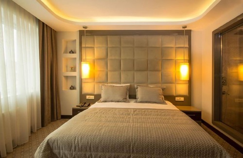 Sivas Hotel | Relax at Eretna Hotel with Pool, Spa & Family Amenities