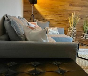 Krampfervorstadt Apartment | Discover Erfurt: Family-Friendly Stay Rated 9.5/10