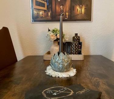 Krampfervorstadt Apartment | Discover Erfurt: Family-Friendly Stay Rated 9.5/10