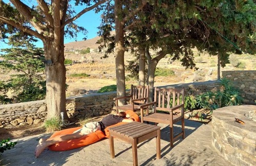 Parikia House | Guest Rated: Eric's Retreat with Sunset Views & Breakfast